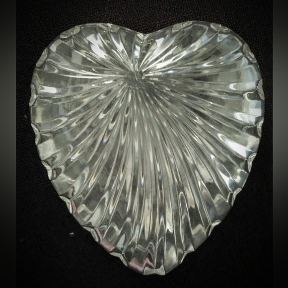 Vintage Italian Lead Crystal Hear Shaped Trinket Box - Picture 4 of 8